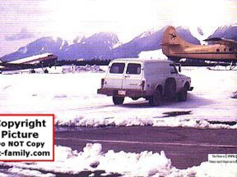 airplaneotterapr1972.jpg