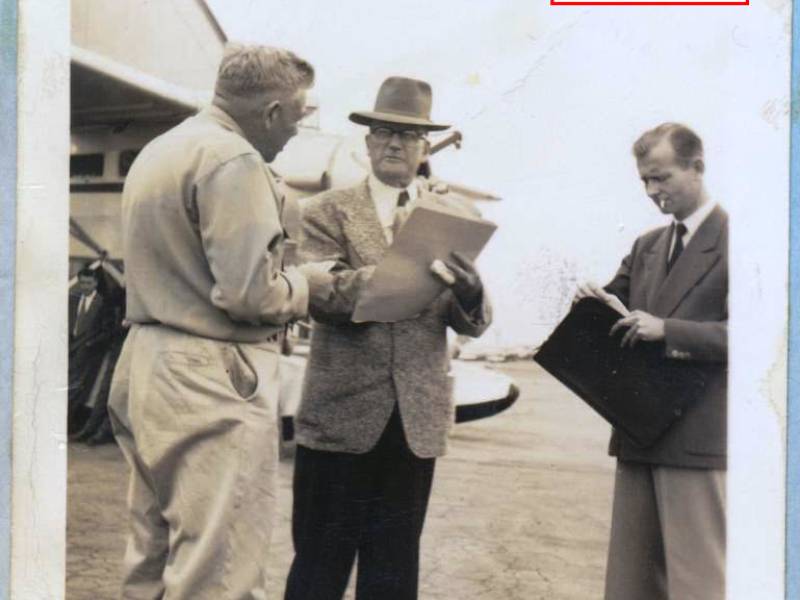 fairchild_cf-axe_auction_g.w.ross_auctioner_027.jpg