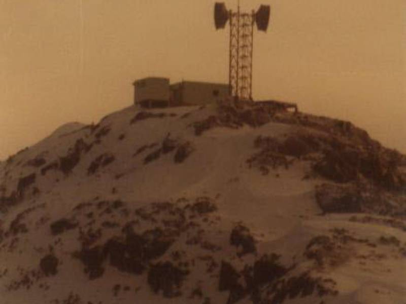 noble_mtn_50.jpg