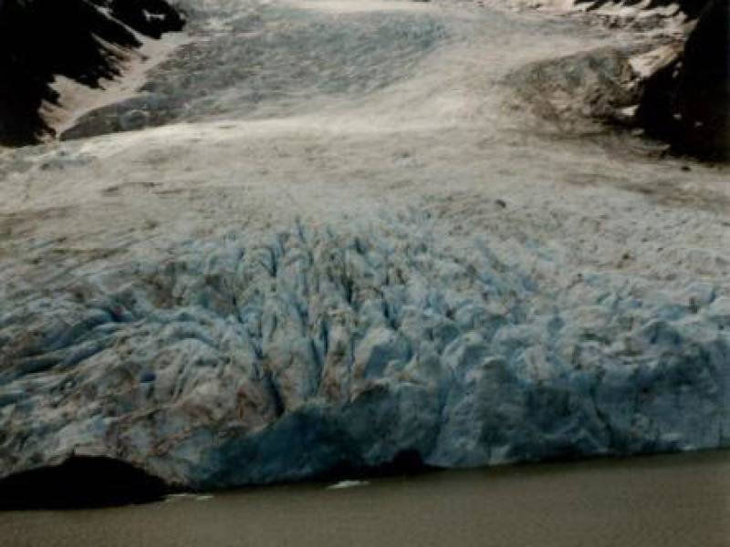 stewart_bear_glacier_2.jpg