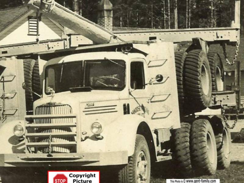 nanoose_trucking_co_ltd_mack.jpg