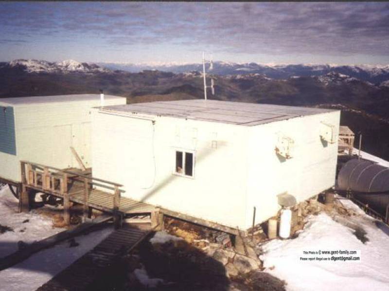 noblemtnbuilding.jpg