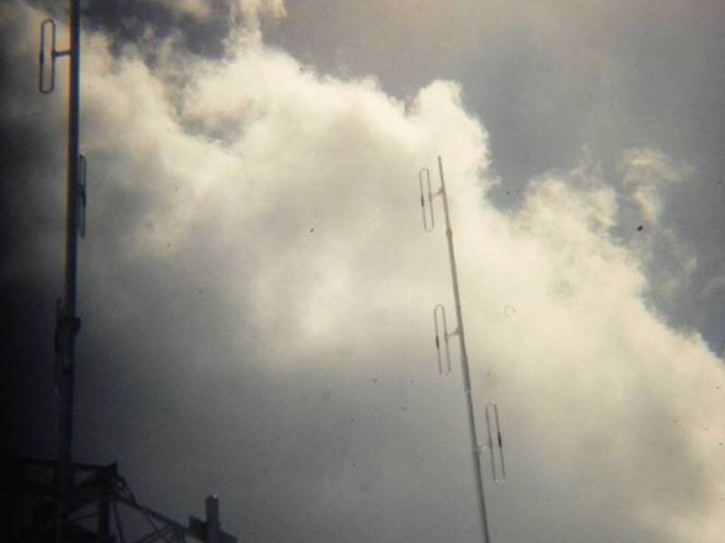 bell_irving_antenna_100_7308-0004.jpg