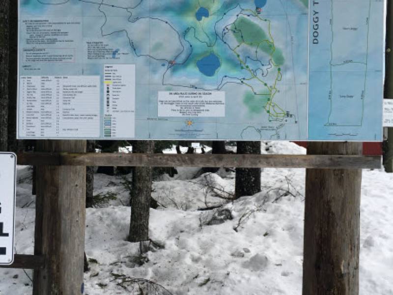 main_trail_sign.jpg
