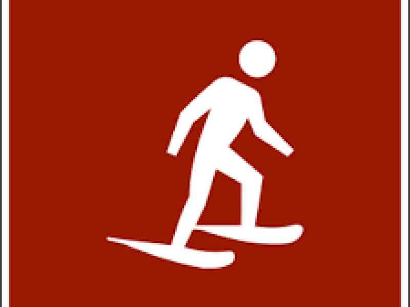 snowshoe_trail_sign.png