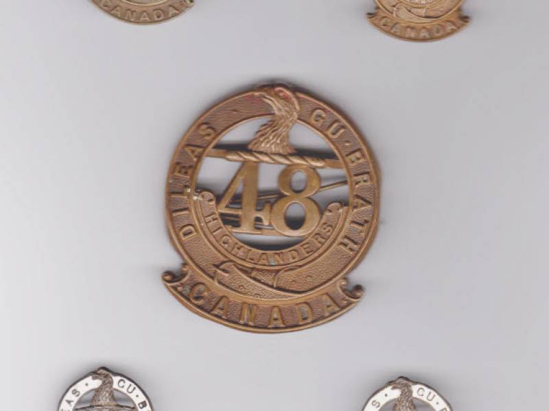 48th_highlanders_badges.jpg