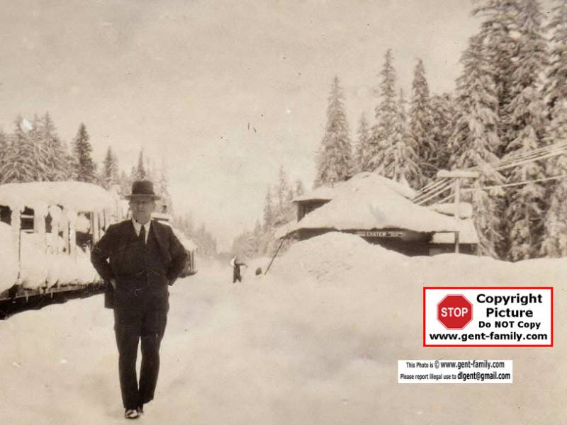 exstew_station_snow_january_1932.jpg
