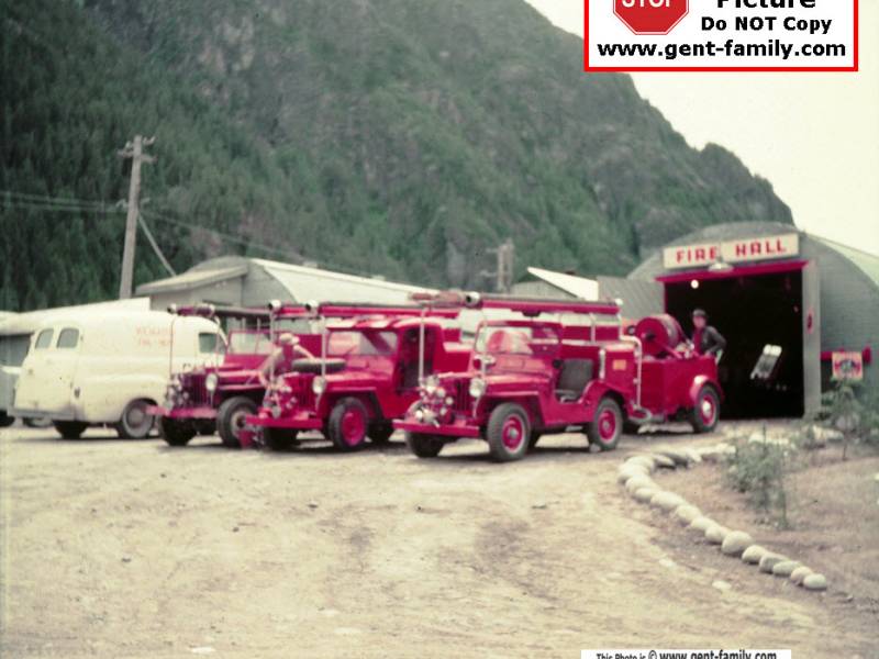 firehall_and_firetrucks.jpg