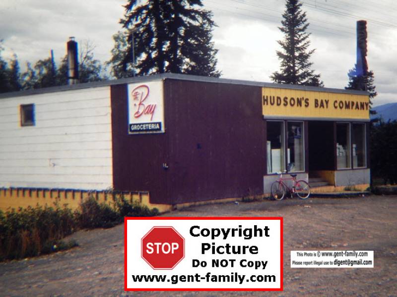 hudson_s_bay_company_building_2-0003.jpg