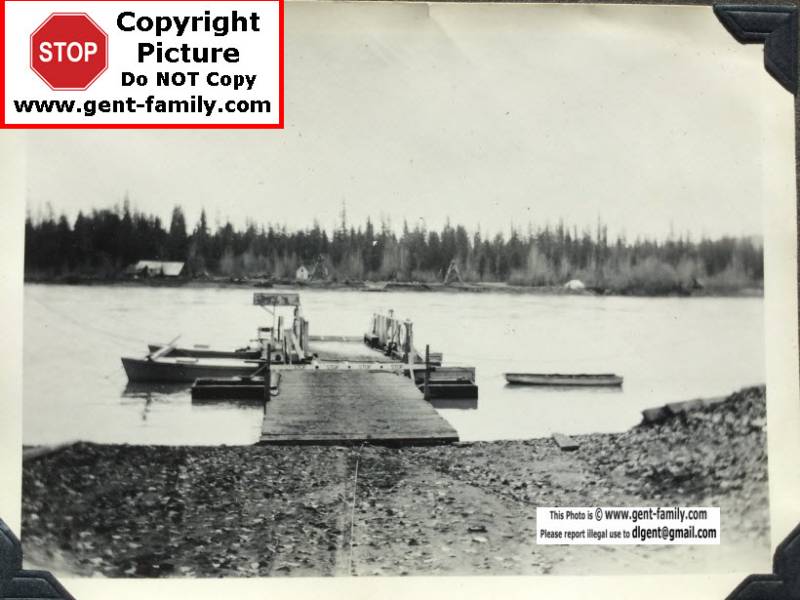 remo_ferry_at_landing.jpg