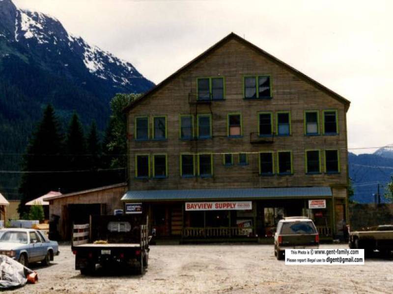 stewart_empire_hotel_bayview_supply.jpg