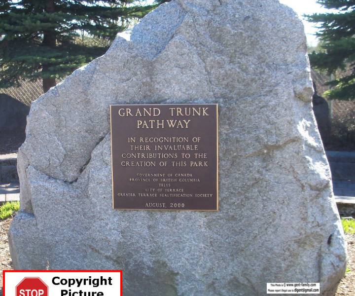 101_1928_grand_trunk_pathway_plaque.jpg