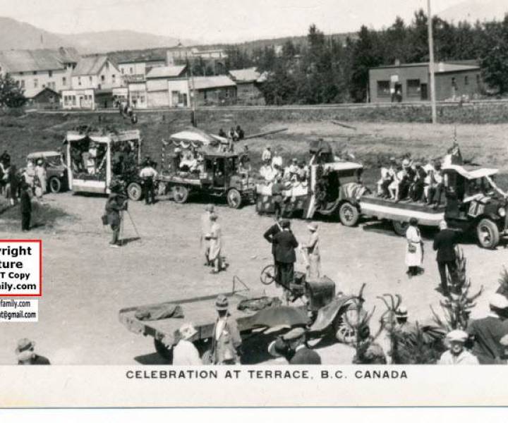 celebration_at_terrace_1920s.jpg