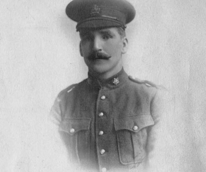 fred_diggles_in_uniform.jpg