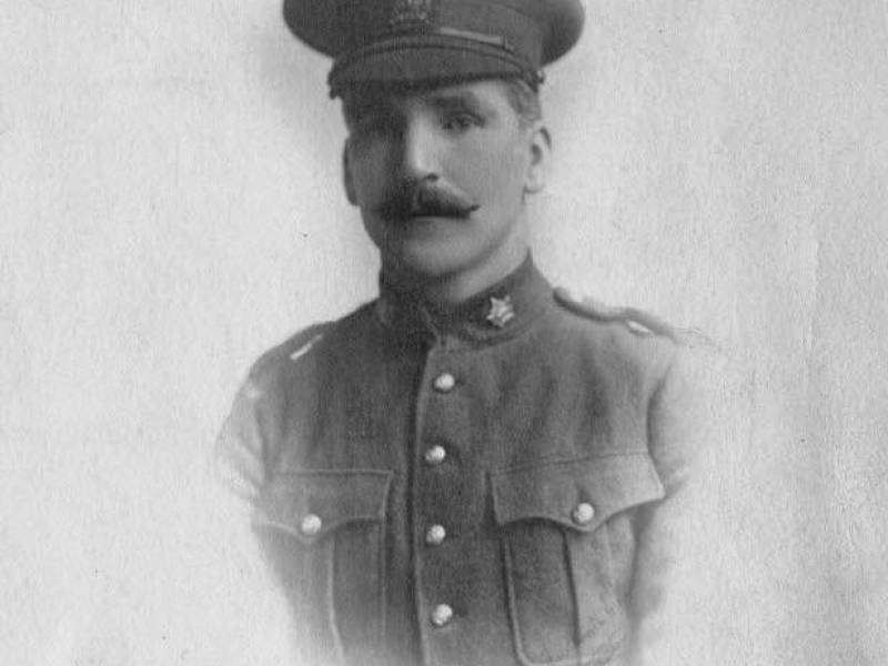 fred_diggles_in_uniform.jpg