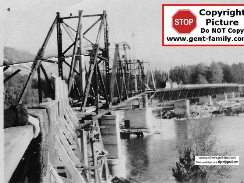 building_of_old_skeena_bridge_terrace.jpg
