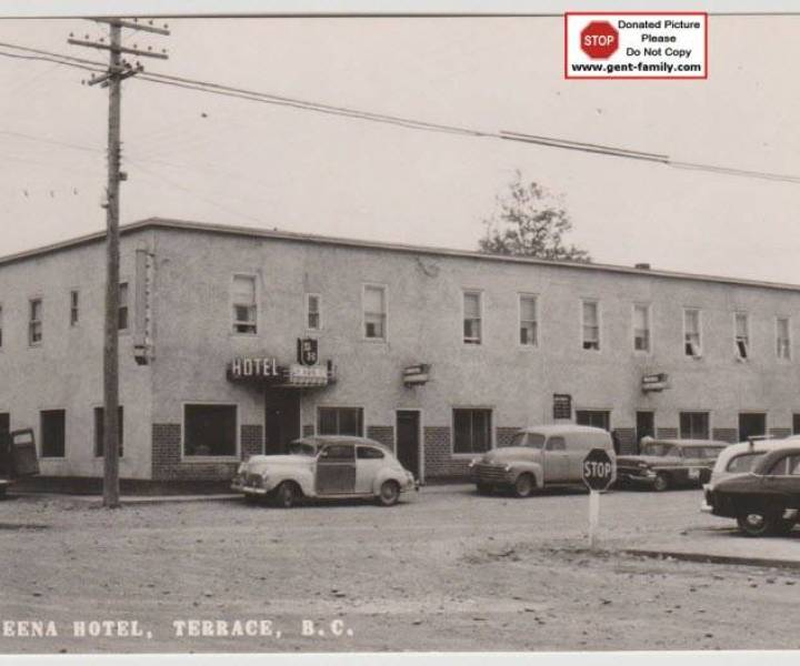 terraceskeenahotel2.jpg