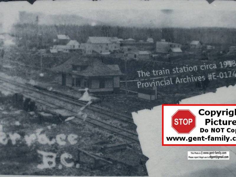 train_station.jpg