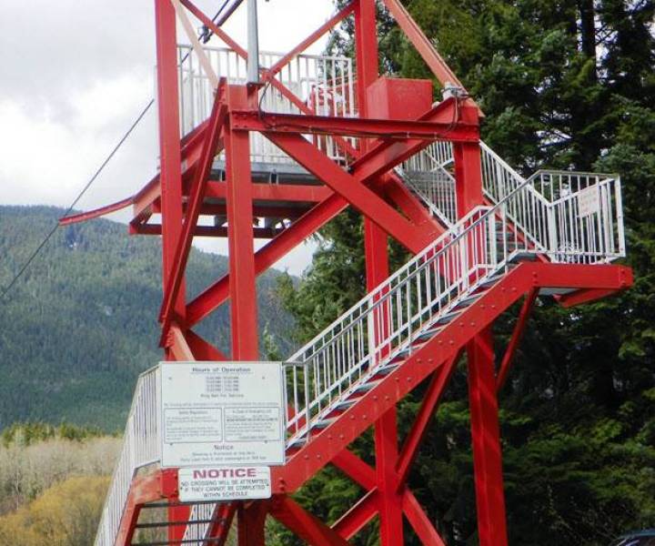 tramway_tower_highway_end_usk_apr_27_2014.jpg
