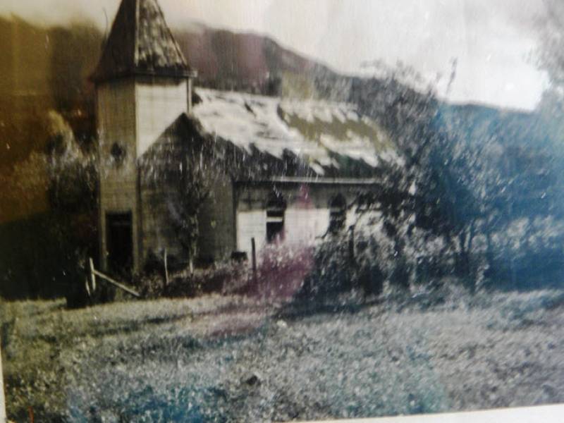 marsh_memorial_church_usk_.jpg