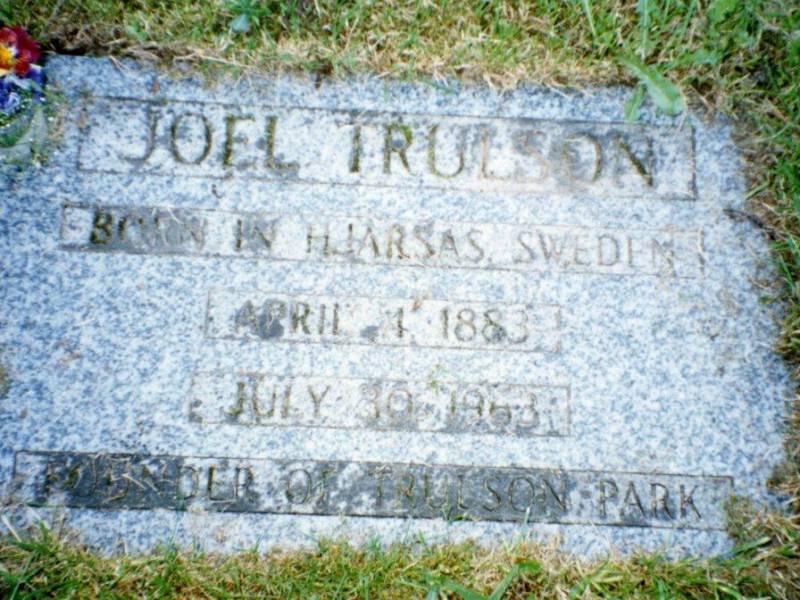 trulsenheadstone.jpg