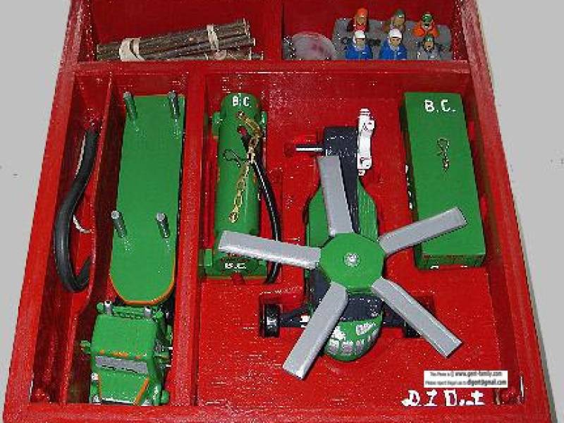 inside_storage_box.jpg