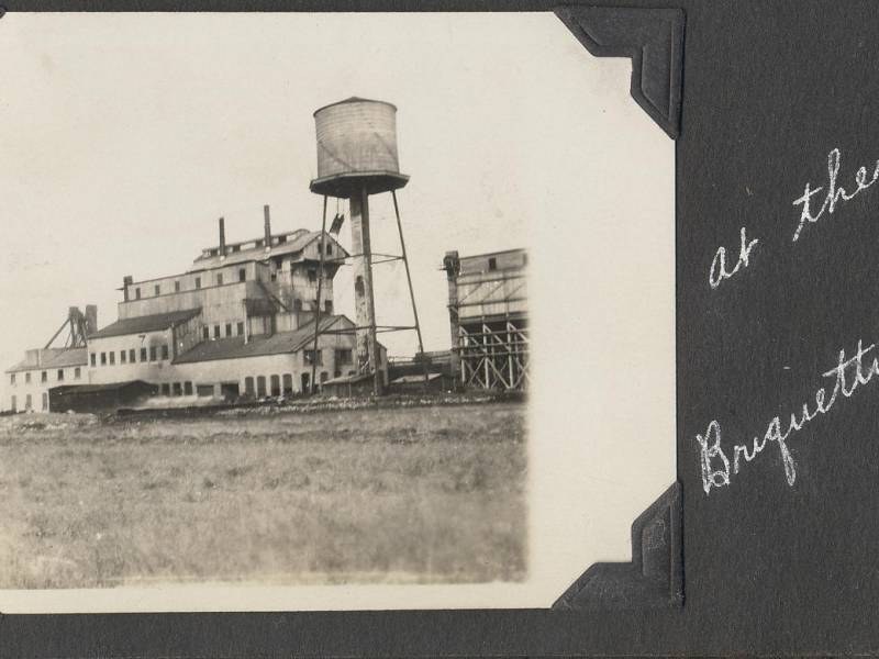 bienfait_bienfaitbriquettingplant1929.jpg
