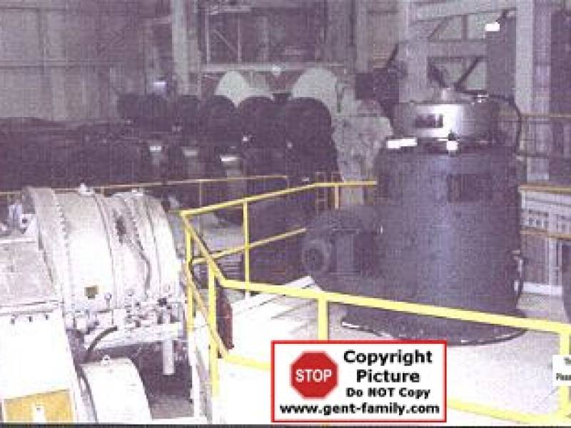 9020insidehouseshowingmotorscontrolpanel.jpg