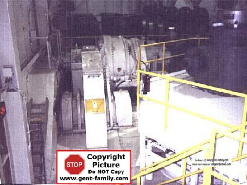 9020walkingmotorassemblyand1swingmotor.jpg