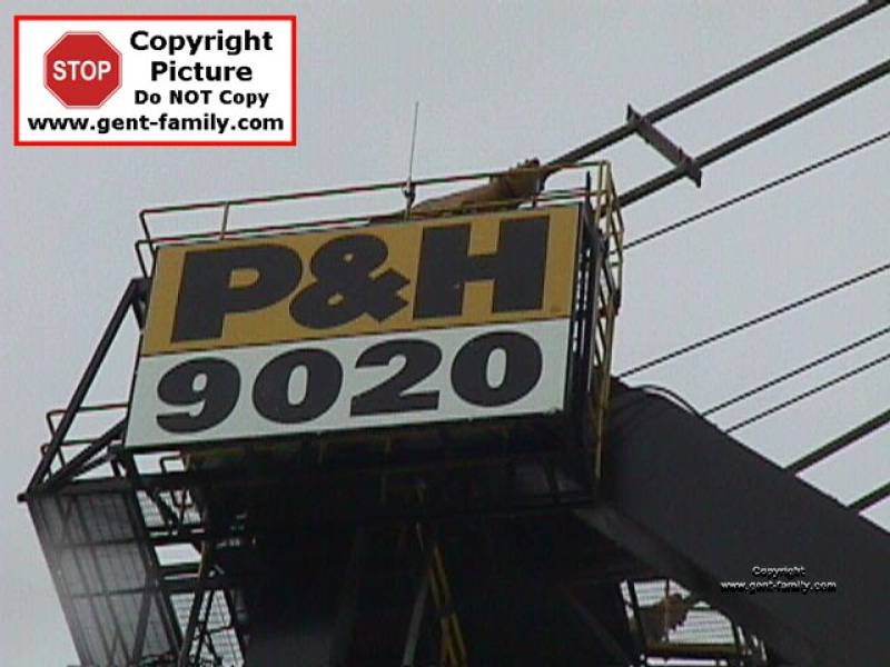 pandhsigntopofmachine9020.jpg