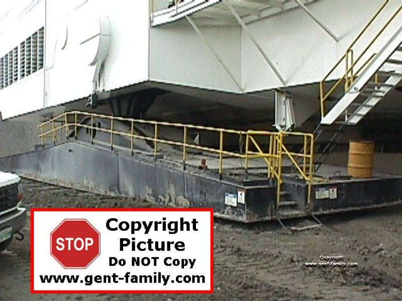 rightpontoon9020.jpg