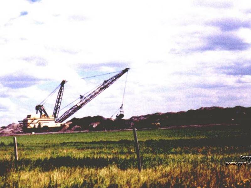 prairiequeendragline.jpg