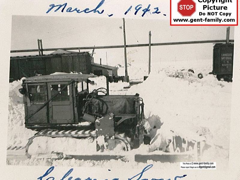 plowing_snow_mar_1942.jpg