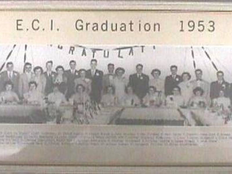 eci_grad_24_.jpg