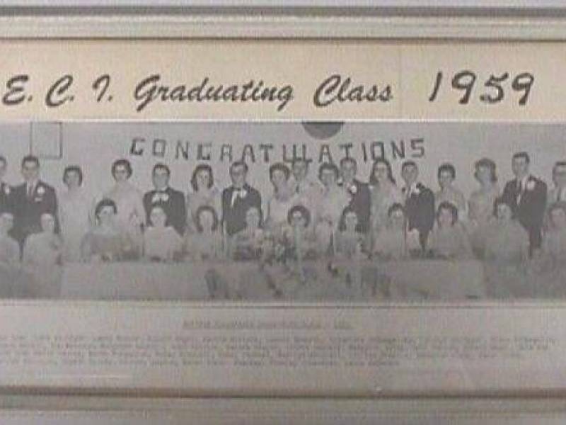 eci_grad_35_.jpg