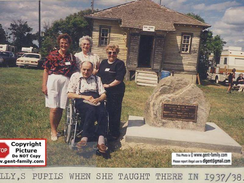 ossa_school_students_193738_1991_reunion.jpg