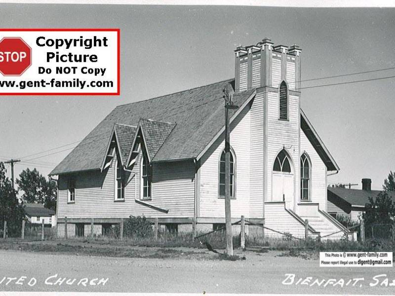bienfaitunitedchurchpostcard.jpg