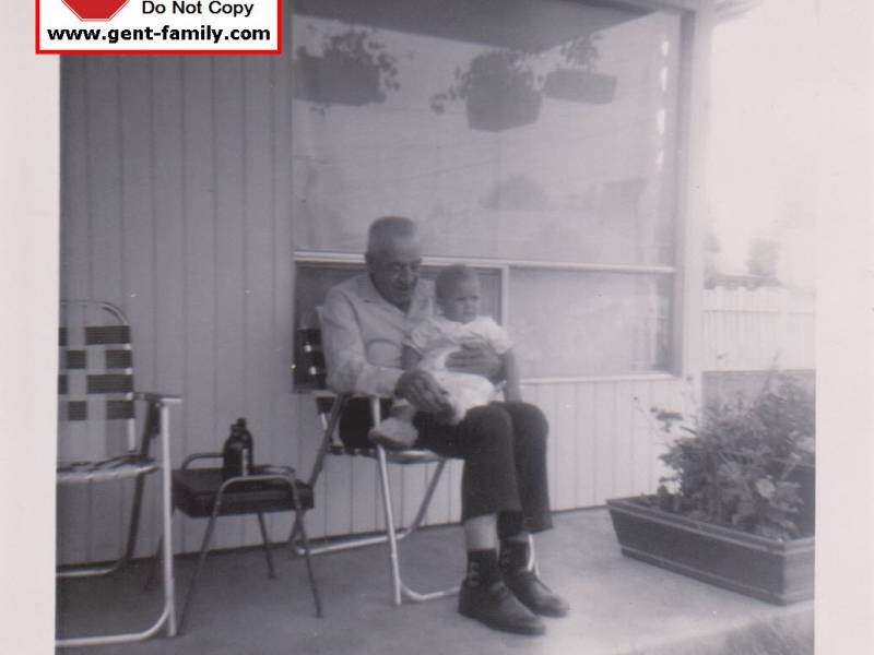 lee_dellage_-_great_grandaughter_9-1966.jpg