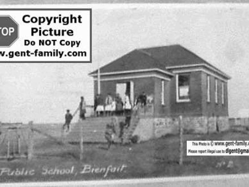 1915publicschool.jpg