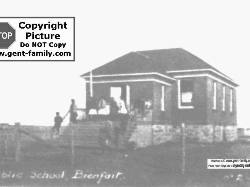 bienfaitschoolno1ca1910.jpg