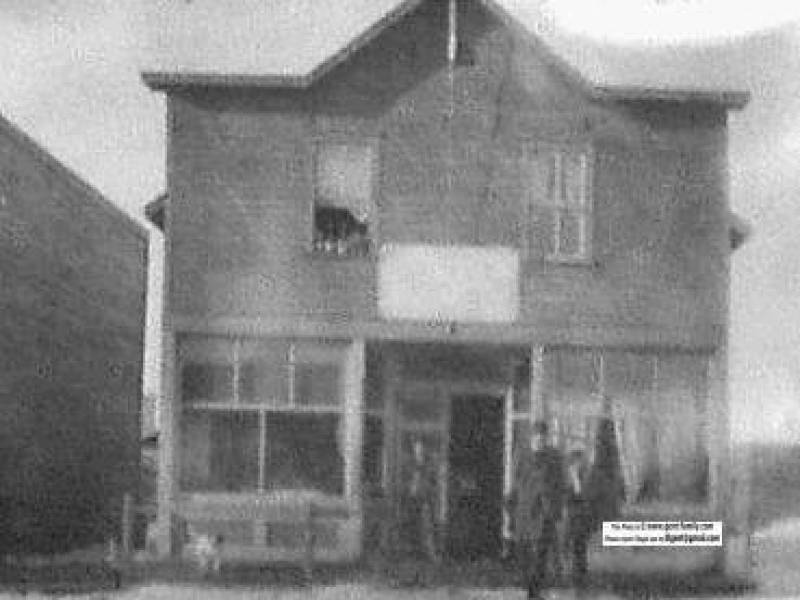 watts_general_store_1915.jpg