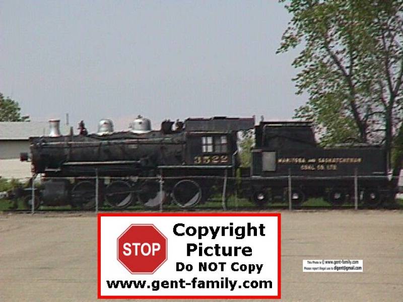 bienfait_locomotive_end_of_mainst.jpg