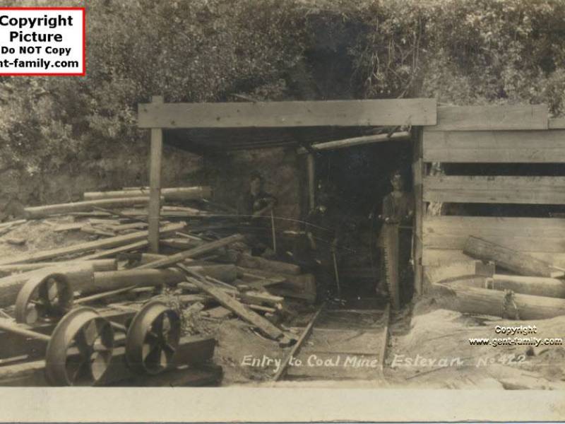 estevan_coal_mine_postcard_front.jpg