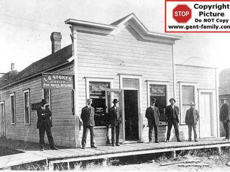 estevan_jewelery_store.jpg