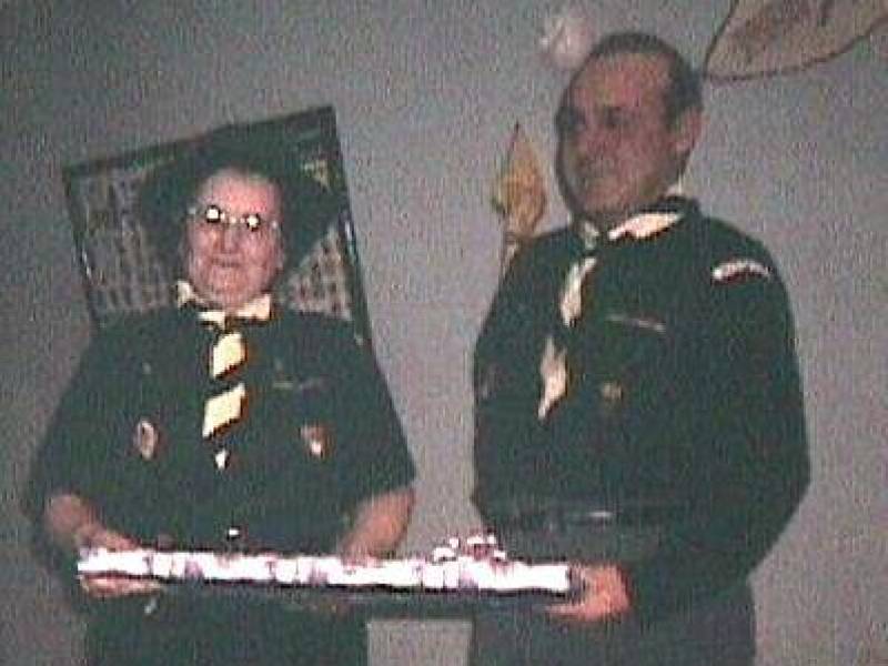 momanddadacceptingplate.jpg