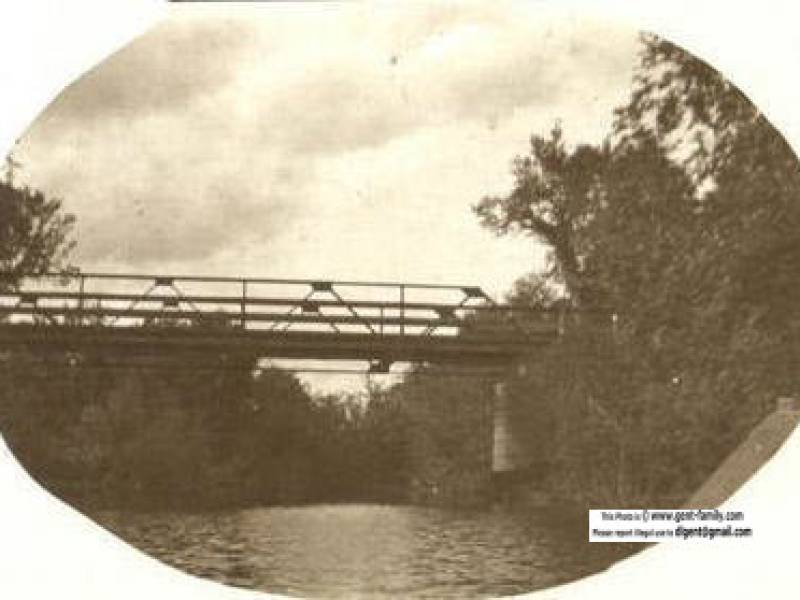 oldwoodlawnbridge.jpg