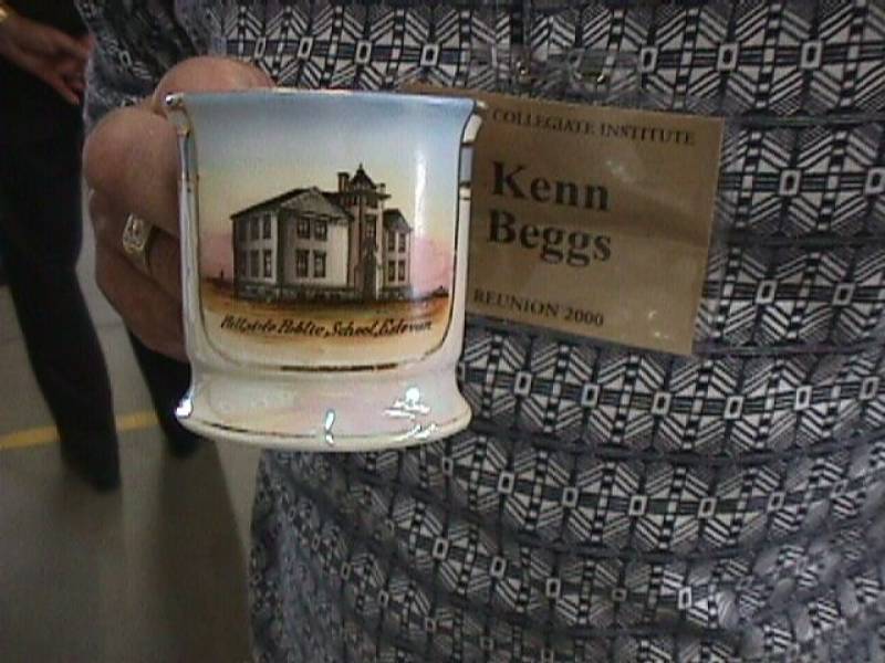 hillsidepublicschoolteacupcirca1920ownedbykennbeggs.jpg