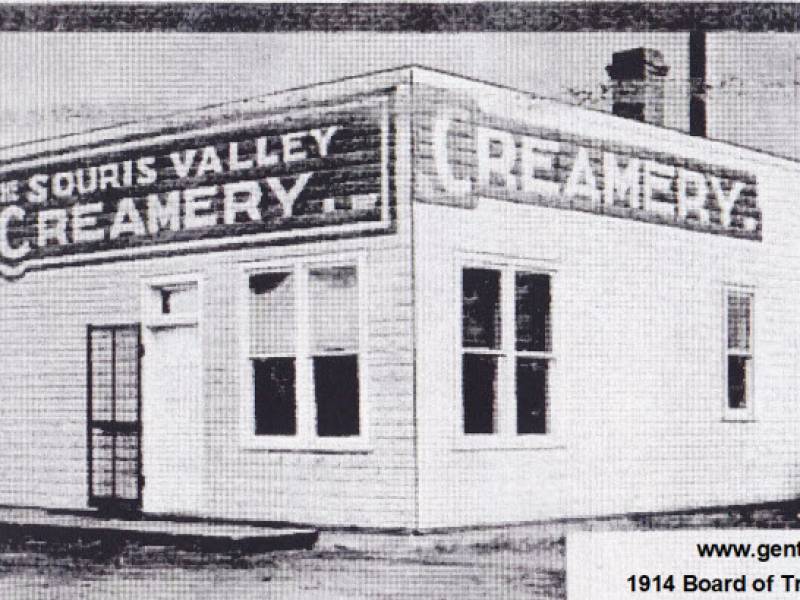 souris_valley_creamery_1914.jpg
