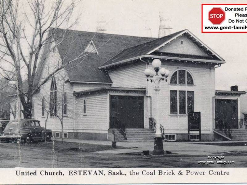 st_paul_church_in_estevan_postcard.jpg
