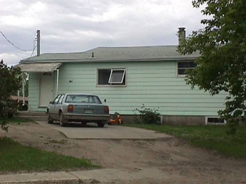estevan_gesell_house_eds_on_valley.jpg